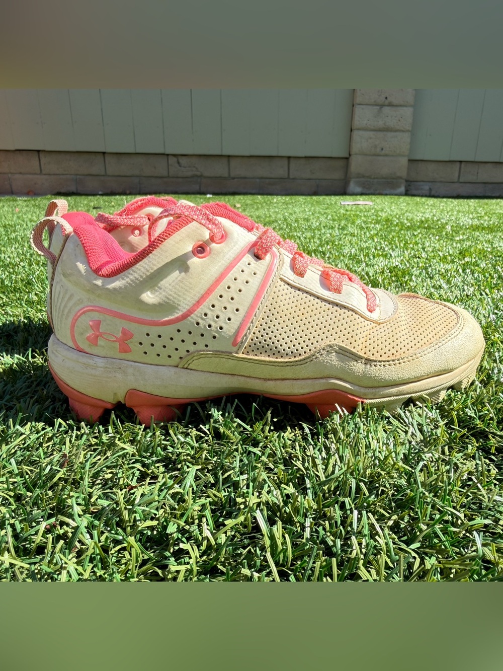 Under Armour Cleats Kids Size 2.5